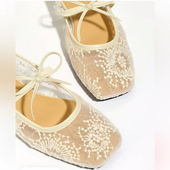 Mesh White Lace Ballet Flats - Picture 2 of 7